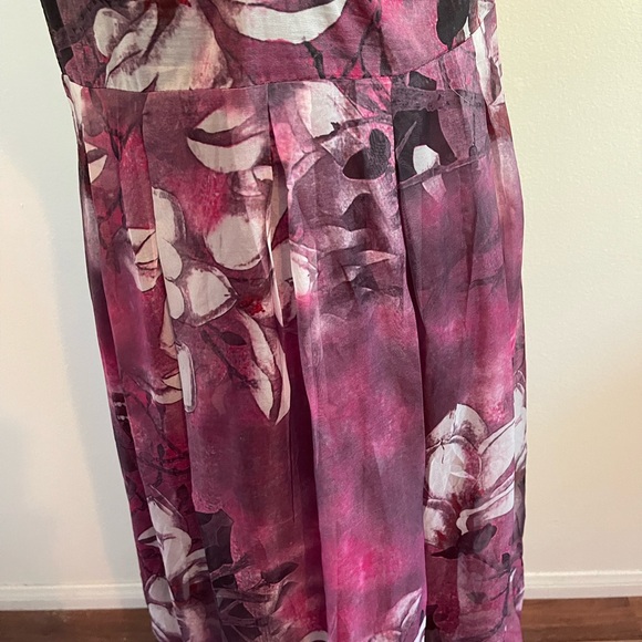 Style Floral Dress - Picture 13 of 13